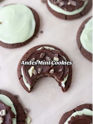 These taste heavenly and are truly a gourmet cookie that you can make right at home! 💚 Search ‘Andes Mint’ using the link in my bio for the full recipe! The recipe can also be found in my new cookbook, Cookies for Days! #cookies #chocolate #frosting #mint #andesmints #stpatricks #stpatricksday #green #minty