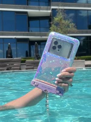 Who else is ready for pool days?? 🌊🌞 #waterproof #waterproofphone #phonepouch #waterproofpouch #springbreakessentials #soapbubble #iridescent #poolessenitals #summeressentials #underwater #underwatertok