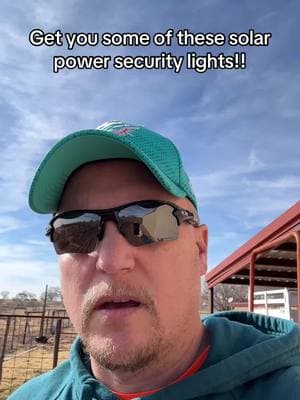 #solarpower #securitylights #solarlights #motionlights #toogoodtobetrue #bluejay_cw 