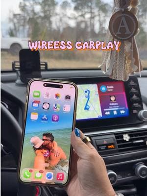 my new fav tiktok shop find ✨💞 #carplay #wirelesscarplay #tiktokshopcreatorpicks #tiktokshopfind #caraccessories 