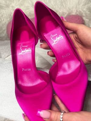 Im obsessed 👠🥰 @christianloubutins @Mytheresa #graduation #graduationshoes #collegegraduation #pink #pinkredbottoms #pinkheels #christianlouboutin #redbottoms #heels #iconicfashion #iconicheels 