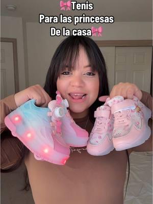 A Mi hija le encantan😍🎀 #tenisdeniñas #tenispatin #patinesparaniñas #zapatosparaniñas #zapatosconluces #TikTokShop 