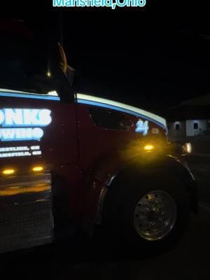 #ronkstowing #ronks #Jole #Joey #Kaden #fyp #foryoupage #TowTok #Peterbilt #Rotator #accident #Landoll #1150 #towlifeornolife🤟🏾💯 #Miller #Rollover #Recovery #TowTruck 