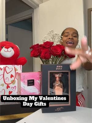 Unboxing All My Valentines Day Goodies😍❤️ #dellyfever #ValentinesDay #valentinesdaygift #gifts #jamaicatiktok #jamaicantiktok #viralvideo #fyp 