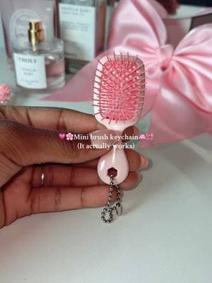 TikTok keeps taking my video down just copylink for me🙄🙄 #fyp #foryou #brushkeychain #minibrush #detanglingbrush #fixflyaways #hairtouchup #brush #keychain #mini #keychain #pinkgirly 