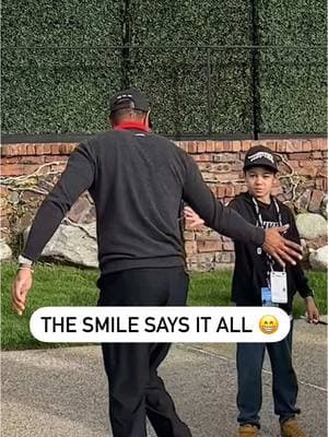 Tiger was absolutely loving it. 🐅 #golf #fyp #tigerwoods #genesisinvitational #highfive 