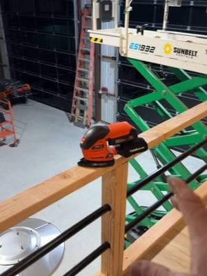 Cordless Detail Sandee #tools #powertools #sander #woodworking #thinkwork #bluecollar 