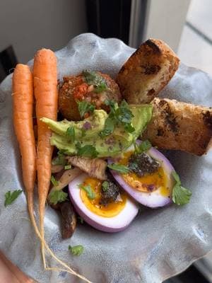 Happy Sunday 🌞 @Alaska Pure Sea Salt Company #breakfast #EasyRecipe #healthyrecipes #yp #easymeals #eggs #food #tutorial #snackideas #simplerecipe #vegetables #mealideas #snackplate #viral #lunch #colorfulfood #purpleeggs