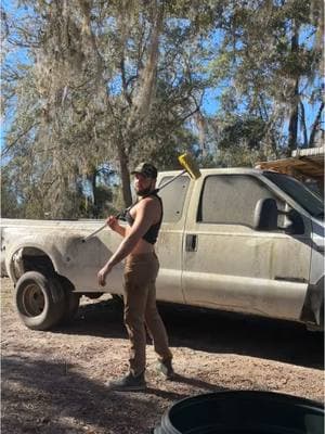 Watch me Wash…                              #funbucketkustoms #fbk #kustom #f350 #superduty #7tree #carwash #wash #imovecarsmf #floridatoys 