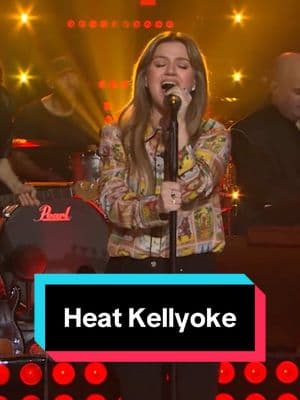 Bringing the HEAT 🔥 #kellyoke #kellyclarkson #heat 