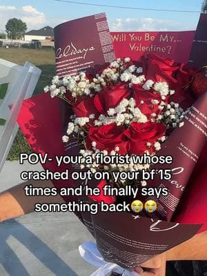 My fav unpaid employee😍😍 @amor.julian #flowers #florist #floristsoftiktok #fyp #ValentinesDay #gift #luxury #boyfriend #funnyvideo 