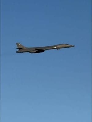 B-1 Lancer in the pattern with a low approach at Dyess Air Force Base! #b1lancer #b1 #b1bomber #avgeek #aviation #airforce #usaf #usairforce #abilene #abilenetx #abilenetexas #westtexas #dyessafb #dyessairforcebase #airplane #airplanes #planespot #planespotting #planespotter #military #militaryaviation 