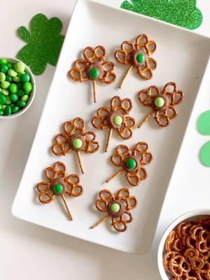 All you need to pretzel sticks, mini pretzels, Rolos + M&M’s to make this adorable Saint Patrick Day easy dessert recipe and add some YAY to your day!   This easy recipe is featured in my brand new cookbook CELEBRATING EVERY DAY BY MELISSA JOHNSON.  ☘️RECIPE🩷  Assemble pretzels into a clover and add a ROLO on top.  Bake @ 250 for 2 1/2 minutes.  Press a green M&M in the center while it’s still hot.  Freeze for 20 minutes or wait 45 minutes before serving. It will totally hold together.  #saintpatricksday #EasyRecipe 