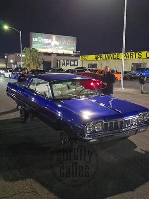 🔥💪🔥 #lowriding #lowrider #lowriders #lowlows #carhop #carhopping #hopoff #hittingswitches #hittinswitches #lowriderlifestyle #lowridingisnotacrime #lowridingisalifestyle #carshow #carshows #lowridercarshow #lowridercruise #lowridercruising #sincitycalles #lasvegas #vegas