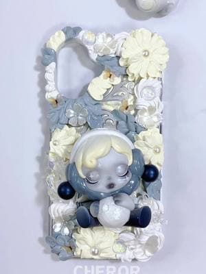 🌙Skullpanda The Moon custom decoden case~ #cheror #asmr #asmrsounds #skullpanda #themoon #decoden #phonecase #decodenphonecase #figurine #blindbox #DIY #phonecasediy #samsung #charms #creamglue #foryou #foryoupage 