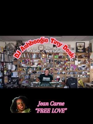 #LIVEhighlights #TikTokLIVE #LIVE  #musikjunkiecafenc #bsidequeen #djashboogie #djs_lovers #stream #femaledjs #jeancarne #disco #house 