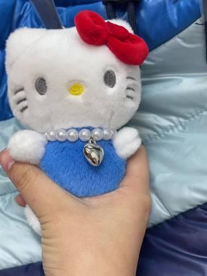 Kitty calls u 🥰🥰🥰🥰soooo cute 🥰🥰💕😍😍😍💕💕💕#hellokittygirl #hellokitty #biling #purse #hellokittyandfriends 