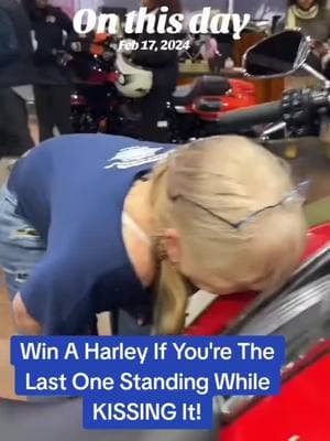 #onthisday #harleydavidson #harley #motorcycle #bike #hawg #pig #ironhorse #contest #competition #kiss #kissing #event #texas 