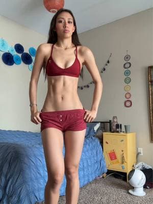 my results so far from eating a little more PLUS gymming 4x a week 😋🥩🏋️‍♀️ honestly this is probably the best my body has ever looked my entire life 😭 #gym #workoutmotivation #caitknight #results #healthyeating 