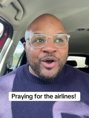 Praying for the airlines! #planecrashes #delta #fyp #praying #prayers #christiantiktok #christiansoftiktok #unitedairlines #americanairlines 