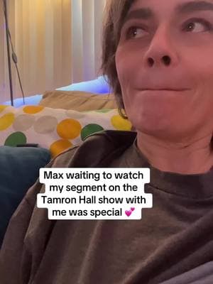 My heart burst with what Max said when he saw me for the first time on the Tamron Hall show 🥹😭💕 we watched it together for his first time yesterday and it was special. It took me until I was 42 to hear someone I’m romantically with say such nice things to me and it still surprises me, I feel very lucky. Sending love and hope to all those seeking that they might find this kind of love 💕🙏 #latebloomer #larebloomers #datingover40 #firstlove