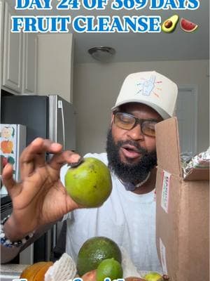 @iHeartFruitBox came through in the clutch with the organic #exoticfruit box on DAY 24 OF 369 DAYS #FRUITCLEANSE 🥑  I am #grateful to have an abundance of #fruits that is grown chemical free 🙏 tap in and get yours 😉 #LoveAlwaysWin that’s LAW 💛 #peaceisaweapon 🧘🏾‍♂️ #healthiswealth #eattothrive #eattoheal #eattive #fruitarian #frugivore #ATribeCalledUS 🤝 #iheartfruitbox 