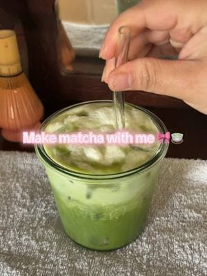 My kind of therapy 🎀🍵 #matcha #matchalatte #matchatok #foryou #creamtop #matcharecipes #fyp 