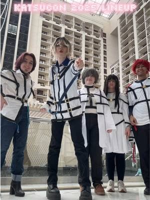 me crashing out while my friends 🧍🧍🧍@sarah ★ @caspian @ katsu #katsucon #katsucon2025 #pjsekai #hatsunemikucosplay #mesmerizer #mesmerizermiku #milgram #kayanomikoto #mizicosplay #mizisua #alienstage