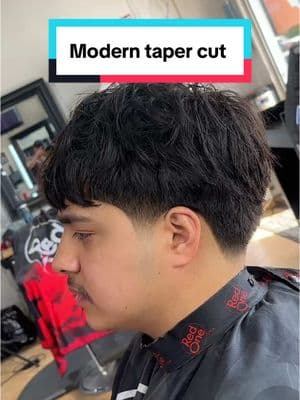 Modern taper cut #selftaughtbarber #barberlife #barberstyle #vshape #burstfade #labarber #losangelesbarber #midtaper #menshaircut