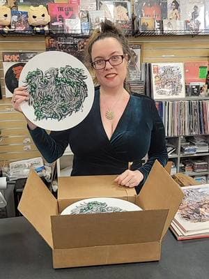 Are you Ready for a Big Ole Album? We're about to hear A Day to Remember! What about you? #BigOleAlbumRSC #ADayToRemember #ADTR #ListeningParty #Slipmat #GiftWithPurchase @A Day To Remember @Fueled By Ramen @Warner Music 