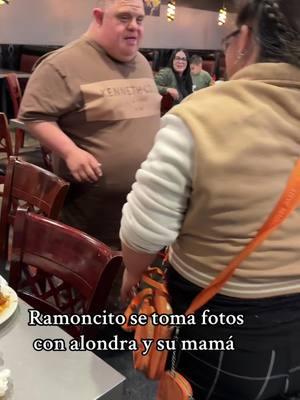 Ramoncito y alondra se saludan 😎😇😇😎#jessicayaliciaofficial #kingdon👑👑 #ramoncitoeldeculiacan #chinofeng #paulO #videosvirales #videosvirales #tacoslmestilosinaloa #goni #kingdon👑👑 #videosvirales 