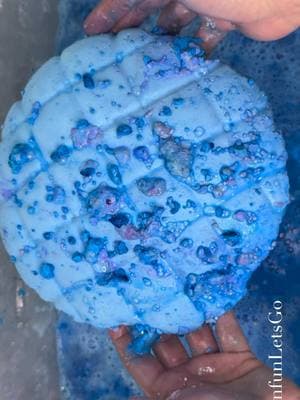 White crunchy + Blue Messy Pasted #messy #fyppppppppppppppppppppppp #asmrsleep #oddlysatisfy #blue #messyplay #white #pj #fyp #funfunletsgo #asmr #paste #goodnight #goodnightasmr #asmrgoodnight #asmrsounds #asmrtriggers #asmrtherapy #asmrtingles #cornstarch 