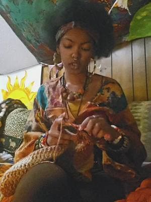 peace for my sake at all times 🌙 #fashion #earthy #earthyfashion #maximalistfashion #artist #poet #poetry #earthyblackgirl #hippie #hippieaesthetic #personalstyle #eclecticfashion #whimsical ♡