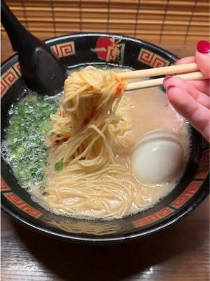 I’d kill to be in an ichiran stall right now @tess sinatro #Japan #japantravel #japanfoodie #ichiran 