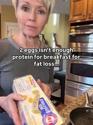 Adding some extra protein w/ your 2 eggs can keep you full for longer! #80poundsdown #fatlosstips #proteinfirst #protein #fatloss 