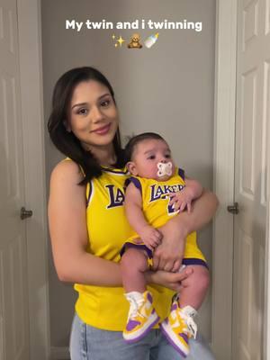 Mamas twin 💗 Go @Lakers 🙌 #firsttimeparents #firsttimemom #golakers #pospartumjourney 