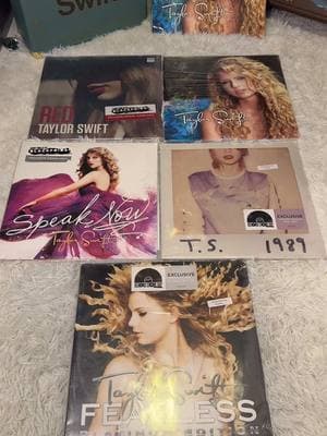 Taylor will be participating in RSD 2025 with fornight! Let’s look at all of her releases starting with 2018! From all SV albums to features. I also talk about the FYE (NOT rSD) orange reputation vinyl! #taylorswiftvinyl #taylorswiftmerch #recordstoreday #taylorswiftrsd #taylorswiftcloset #taylurking 