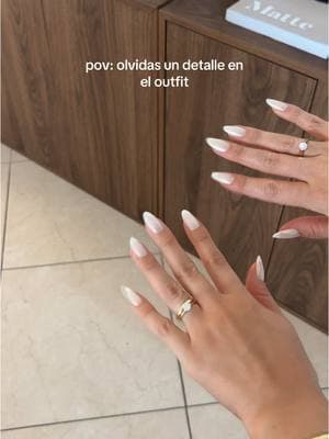 Fácil y rápido de tener tus uñas listas @Sally Hansen  #ContentCreatorMiami #MiamiUGC #UGCContentCreator #MiamiContentCreator #UGCCreatorMiami #sallyhansen  #MiamiInfluencer 