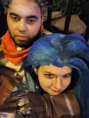 he's so done #cosplay #leagueoflegends #arcanecosplay #jinx #jinxarcane #arcanejinx #katsucon #katsucon2025 #jinxcosplay #arcane #ekkocosplay #ekkoarcane @TrueVoidChaos 