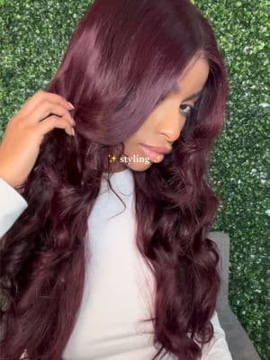 loving these curls ♥️🍒 #unicehairofficial #unicehair #bestaffordablewigs #humanhairwigs #wiginfluencer #unice #gluelesswig #wig #blackcherry #curls 