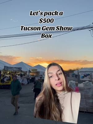 Shelbi was able to unbox this mystery box already so I can finally post📦✨💗 #CapCut #tucsongemshow2025 #crystal #crystals #crystalshop #crystalshopping #crystaltok #crystaltok🔮 #crystalshoponline #crystalhealing #SmallBusiness #SmallBusiness #pinkcrystals #tucsongemshow #crystalcarvings #rosequartz #mysterybox #crystalmystery #crystalmysterybox #greenscreenvideo 