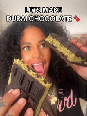 YUMMY !!  #dubaichocolate #dubaichocolatebar #dubaichocolates  #pistachiochocolate #pistachio #katifi #dubai #chocolate #chocolatecoveredstrawberries #dubaitiktok #chocobar #kataifi #katailham #kit #DIY #diychocolate #fy #foryourpage 