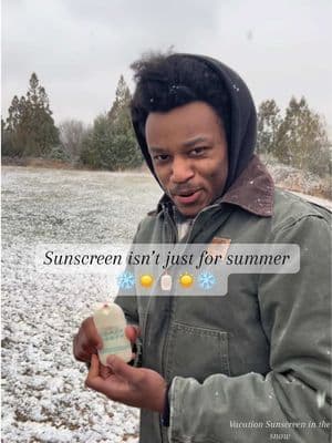 Stay safe out there ❄️ #vacationinc #sunscreen #beauty #skincare #sunscreeninthewinter @Vacation Inc.      