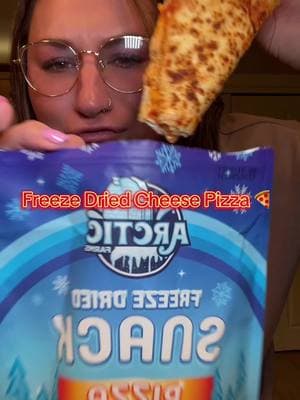 Freeze dried cheese pizza 🍕 #pizza #pizzalover #freezedried #freezedriedadventures #fyp #fypシ #tiktokshopaffiliate #cheesepizza 