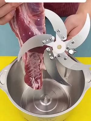 Meat Grinder #meatgrinder  #ethiopian_tik_tok #foodtiktok  #eritreantiktokERERhabesha  #oromotiktok #habeshatiktok  #ethiopia #ethiopian #oromotiktok  #oromo #grinder  #meatgrindermachine #TikTokShopLoveAtFirstFind  #spotlightfinds 