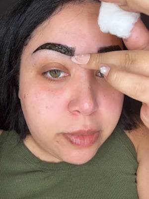 Why haven’t I done this sooner #eyebrowtint #eyebrowdye #athomebrowtint #athomeeyebrowtint #diybrowtint #diyeyebrowtint #eyebrows #brows #beautyroutine 