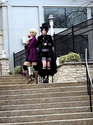 We walk~ 🥀 Alois - @LukiDokii  . . . . . #cosplay #alois #aloistrancy #aloiscosplay #aloistrancycosplay #ciel #cielcosplay #cielphantomhivecosplay #cielphantomhive #blackbutler #blackbutlercosplay #kuroshitsuji #kuroshitsujicosplay #katsucon #katsucon2025 #sebastianmichaelis 