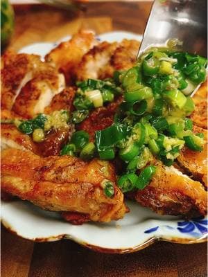 You’re going to LOVE this Crispy Scallion Chicken! 😍🔥⁠ ⁠ This might be one of the best chicken recipes I’ve ever shared. Super easy, unbelievably crispy skin, and drenched in my homemade ginger scallion sauce.⁠ ⁠ ✔ High protein⁠ ✔ Low carb⁠ ✔ Extra crispy⁠ ✔ Ridiculously good⁠ ⁠ Air fry, stovetop, oven-bake, or grill—it all works. Don’t miss this one! And stay tuned for PART III of my One Sauce, Multiple Dishes Series! 🙌👇⁠ Printable Recipe link in my bio! Thank you!  ⁠ #CrispyChicken #EasyDinner #GingerScallionSauce #scallionoil #scallionsauce #chickenrecipes #chickendinner #crispyfood #EasyRecipes #highprotein #leanprotein #proteindinner #yummydinner #DinnerIdeas #lowcarbrecipes #mealprepideas #familyfriendlyrecipes #glutenfreefood #recipeoftheday⁠ .⁠ .⁠ .⁠ .⁠ .⁠ https://iheartumami.com/scallion-chicken/