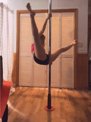 Getting back to it 👀 #fypシ #fyp #poledance #poledancingjourney #polework #poledancingmotivation #entertainment 