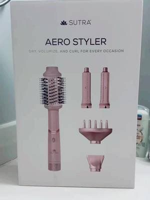 I am getting rid of my blow dryer because of this thing! It’s amazing! #itsa10 #CapCut #hair #haircare #sutra #air #curls #curly #wavy #verb #beauty #hairtips #blowout #blowdry #hairtok #burlington #burlingtonfinds #burlingtondeals 